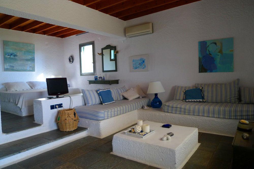 Niriides Villas Selinitsa Екстериор снимка