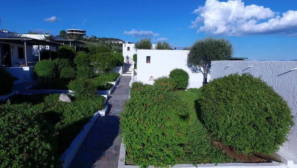 Niriides Villas Selinitsa Екстериор снимка